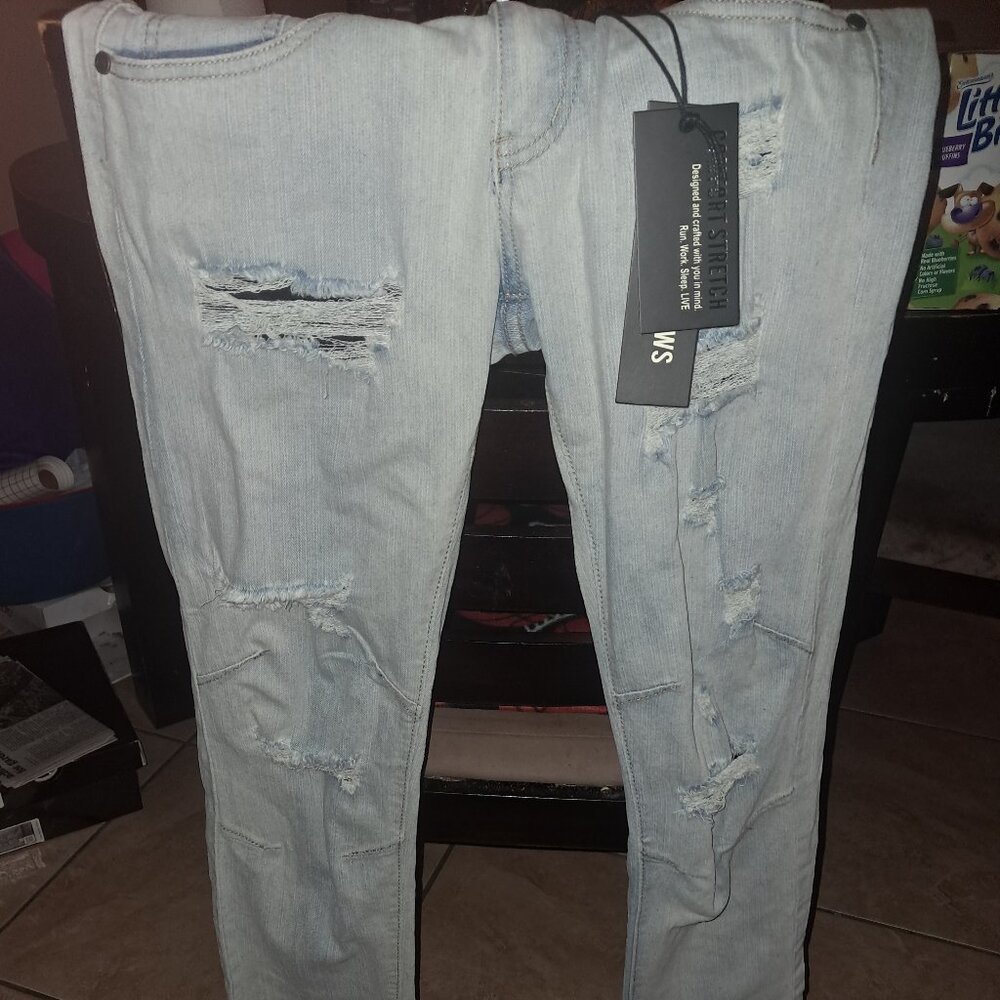 Road narrows jeans